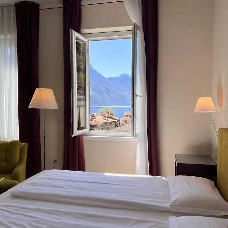 Miravalle 3* Riva del Garda